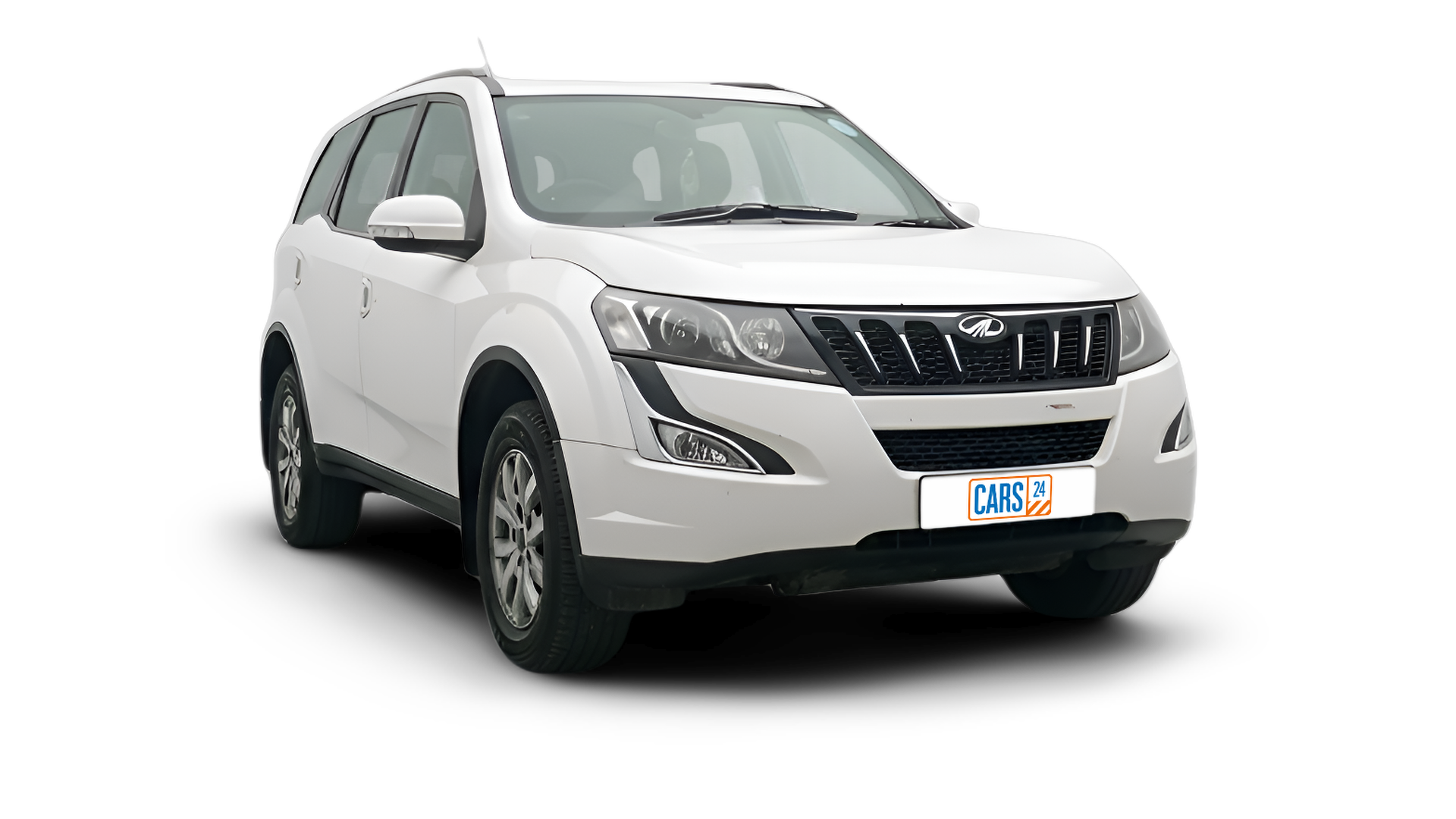 Mahindra XUV500-img